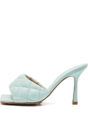 Bottega Veneta Pre-Owned 2024 90mm padded square-toe mules - Blue