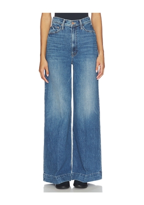 MOTHER The Headliner Sneak Jeans in Blue. Size 23. Also in 24, 25, 26, 27, 28, 29, 30, 31, 32.