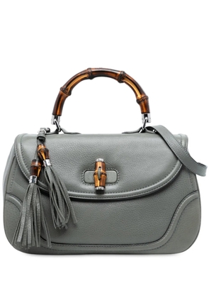 Gucci Pre-Owned 2016-2025 Large Pebbled Calfskin New Bamboo Top Handle Bag satchel - Grey