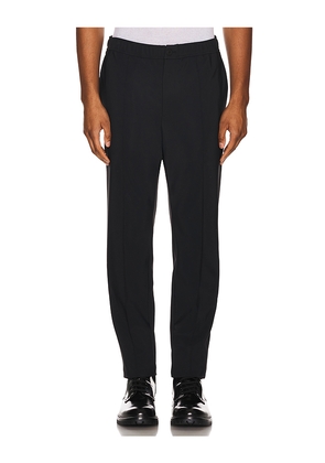 Theory Precision Ponte Curtis Pant in Black. Size 28. Also in 29, 30, 32, 34, 36.