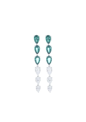 Fantasia by Deserio pear-shaped emerald diamond earrings - Silver