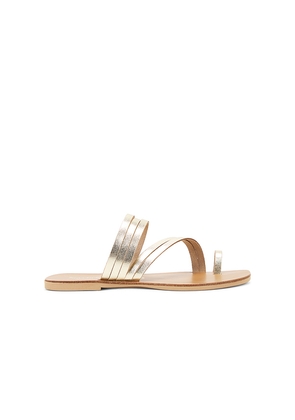 Seychelles Summer Rain Sandal in Metallic Gold. Size 7.5. Also in 8.5, 9, 9.5.