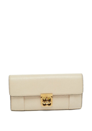Chloé Pre-Owned Elsie leather twist-lock wallet - Neutrals