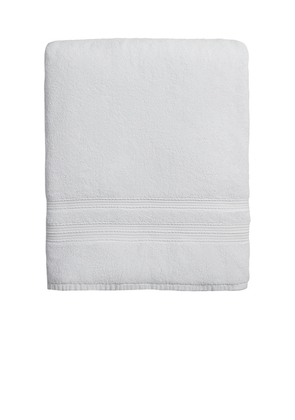 Parachute Classic Turkish Cotton Hand Towel in White.