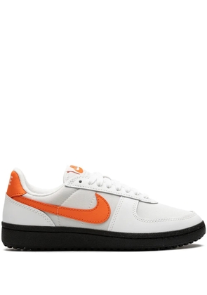 Nike Field General '82 'Orange Blaze' sneakers - White