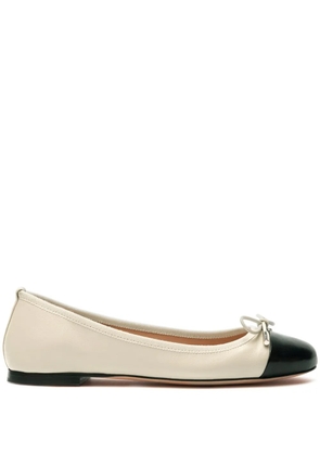 Scarosso Carla leather ballerina shoes - Neutrals