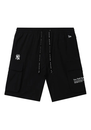 NEW ERA CAP cargo-pocket shorts - Black