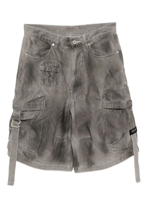 Musium Div. faded effect cargo shorts - Grey