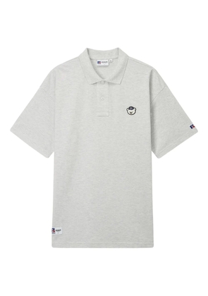 CHOCOOLATE x Russell Athletic logo-patch polo shirt - Grey