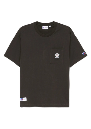 CHOCOOLATE x Russell Athletic logo-patch T-shirt - Grey