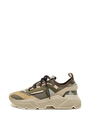 Dolce & Gabbana Pre-Owned lace-up sneakers - Neutrals