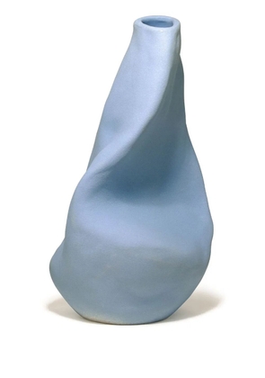 Completedworks Giant Solitude sculpted vase - Blue