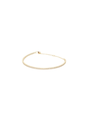 SHASHI Tennis Bracelet in Diamond in Metallic Gold.