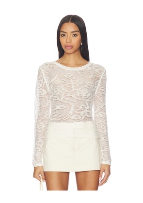 Steve Madden Megann Top in Ivory. Size L. Also in M, S, XL, XS.