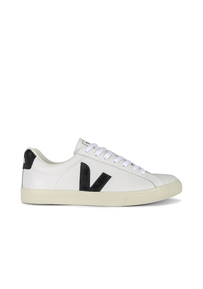 Veja Esplar Logo in White. Size 39. Also in 40, 41, 44, 45.