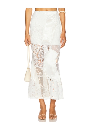 Yuhan Wang Lace Patched Mermaid Skirt in Ivory. Size L. Also in S.