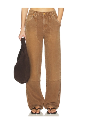 SLVRLAKE Tess Worker Low Rise Relaxed Curve Pant in Beige. Size 23. Also in 24, 26, 27, 28, 30, 31, 32.