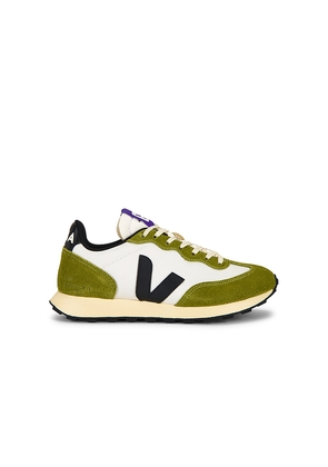 Veja Rio Branco Ii Sneaker in Green. Size 37. Also in 38, 39, 40.