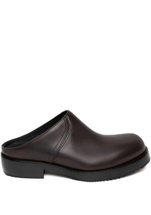 DRIES VAN NOTEN leather slip-on clogs - Brown