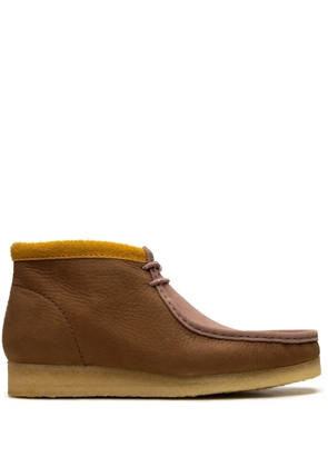 Clarks Wallabee nubuck-leather boots - Brown