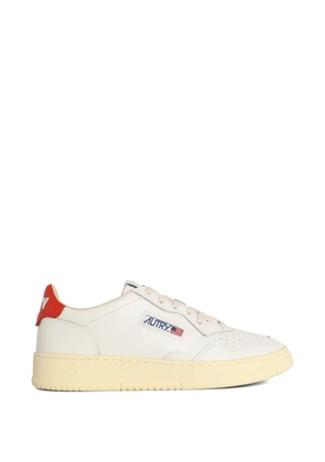 Autry Medalist Low leather sneakers - White