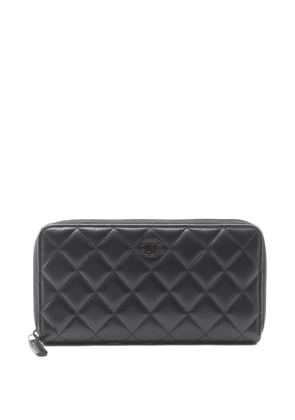 CHANEL Pre-Owned quilted wallet - Black