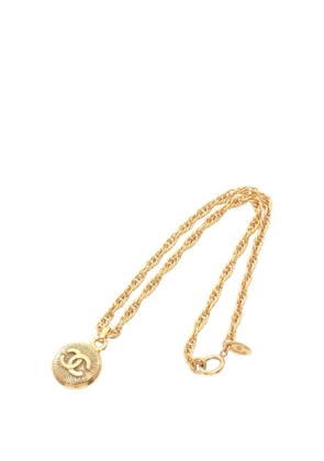 CHANEL Pre-Owned 1970-1980 Gold Plated CC Round Pendant Necklace costume necklace