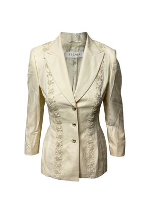 Escada Pre-Owned lace-detail suit - Neutrals