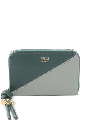 Fendi Pre-Owned 2020s Diamond zip-around wallet - Green