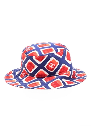 CHANEL Pre-Owned 2000s CC abstract-print bucket hat - Red
