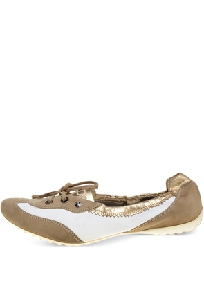 Tod's Vintage suede lace-up ballet flats - Gold