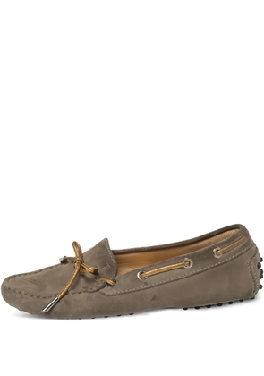 Tod's Vintage pre-owned suede boat shoes - Neutrals