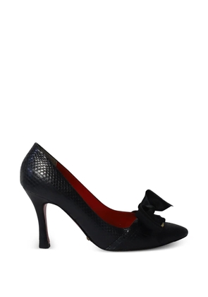 Dolce & Gabbana Pre-Owned embossed bow pumps - Black