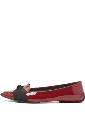 Burberry Pre-Owned patent-leather bow-detail flat pumps - Red