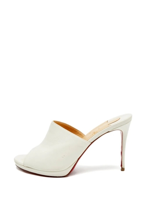 Christian Louboutin Pre-Owned Submuline leather sandals - White