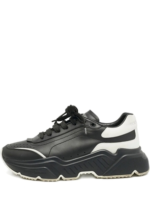 Dolce & Gabbana Pre-Owned leather lace-up sneakers - Black