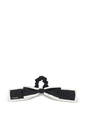 CHANEL Pre-Owned bow-detail hair accessory - Black