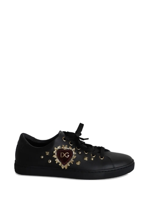 Dolce & Gabbana Pre-Owned heart-embellishment sneakers - Black