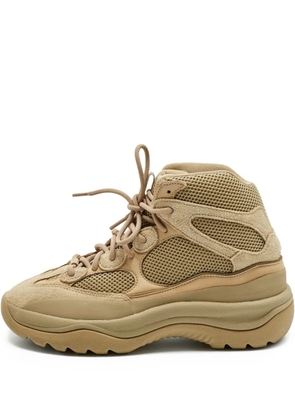adidas Yeezy Desert suede mesh boots - Neutrals