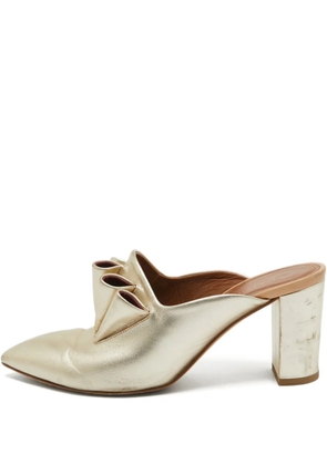 Malone Souliers pre-owned 75mm leather mules - Gold