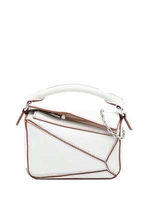 Loewe Pre-Owned 2021 Nano Calfskin Puzzle satchel - White