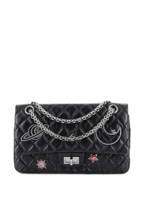 CHANEL Pre-Owned Space Charms Reissue 2.55 Flap Bag Quilted Aged Calfskin 225 shoulder bag - Black