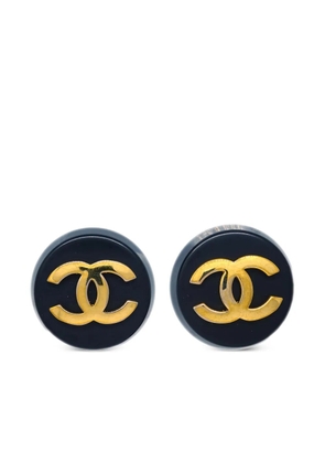 CHANEL Pre-Owned 1993 CC button clip-on earrings - Black