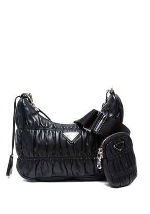 Prada Pre-Owned 2010-2020 Matelasse shoulder bag - Black