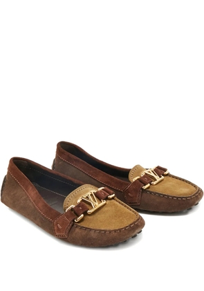 Louis Vuitton Pre-Owned suede buckle-detail loafers - Brown
