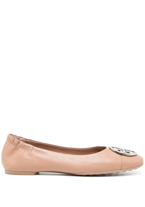 Tory Burch claire cap-toe ballerina shoes - Brown