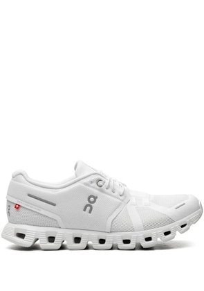 On Running logo-print lace-up sneakers - White
