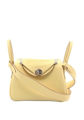 Hermès Pre-Owned 2021 Lindy 20 mini leather shoulder bag - Yellow