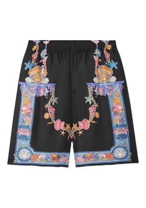 Versace Coral Theatre-print shorts - Black