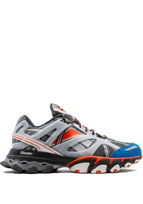 Reebok DMX Trail Shadow sneakers - Grey